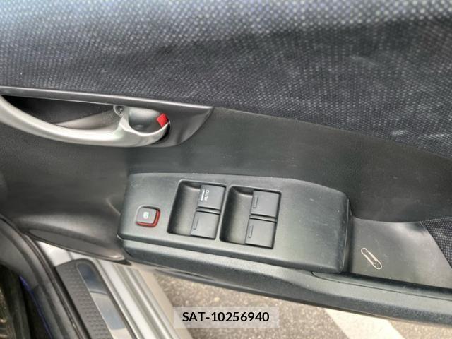 Honda FIT SHUTTLE HYBRID 2014-03 7218640-15