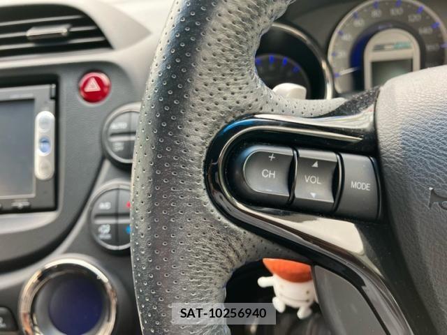 Honda FIT SHUTTLE HYBRID 2014-03 7218640-18