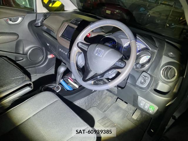 Honda FIT SHUTTLE HYBRID 2012-01 7250808-11