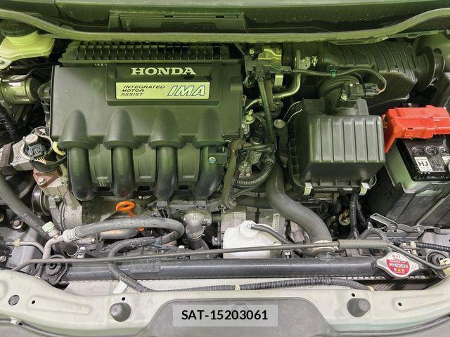 Honda FIT SHUTTLE HYBRID 2013-06 7271895-14