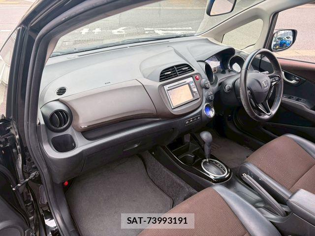 Honda FIT SHUTTLE HYBRID 2013-03 7327071-2
