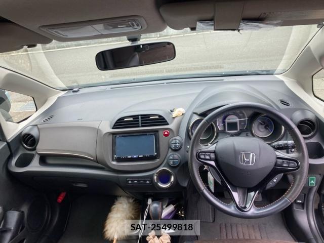 Honda FIT SHUTTLE HYBRID 2013-12 7332689-14
