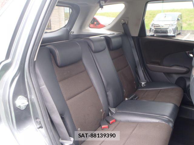 Honda FIT SHUTTLE HYBRID 2012-09 7357778-9