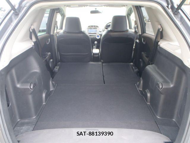 Honda FIT SHUTTLE HYBRID 2012-09 7357778-14