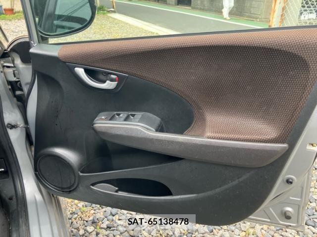 Honda FIT SHUTTLE HYBRID 2011-12 7357771-12