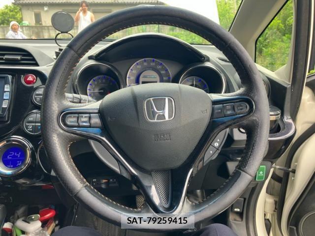 Honda FIT SHUTTLE HYBRID 2012-07 7562127-16