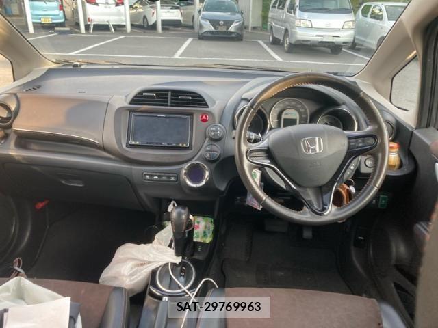 Honda FIT SHUTTLE HYBRID 2014-03 7562126-10