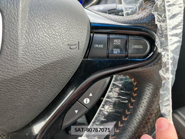 Honda FIT SHUTTLE HYBRID 2012-04 7784967-19