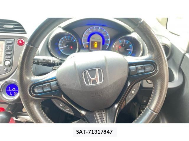 Honda FIT SHUTTLE HYBRID 2011-11 7784965-16