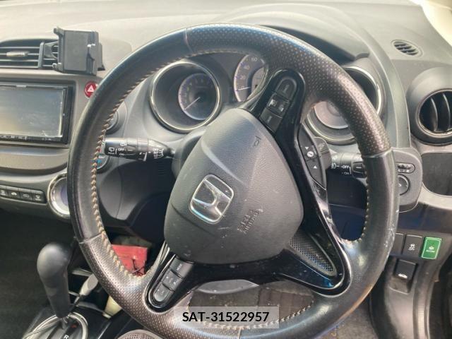 Honda FIT SHUTTLE HYBRID 2012-05 8035599-11