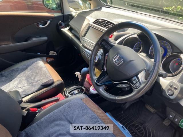 Honda FIT SHUTTLE HYBRID 2012-03 8073785-15