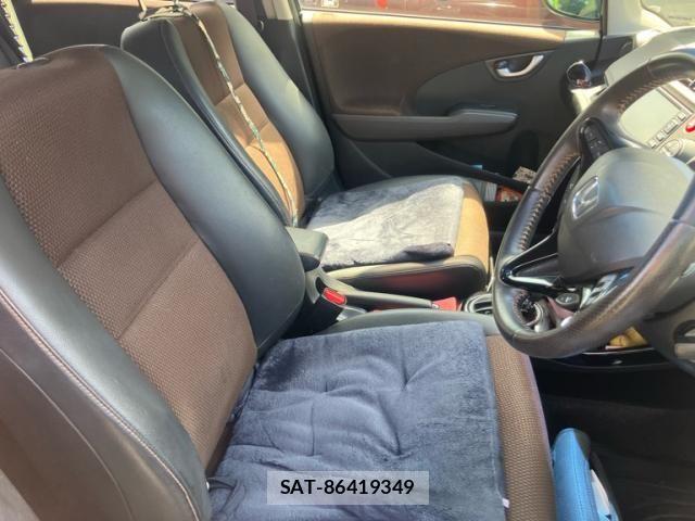 Honda FIT SHUTTLE HYBRID 2012-03 8073785-16