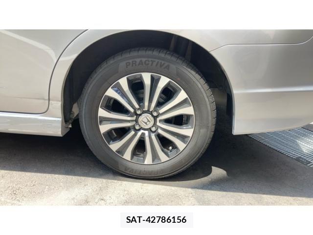 Honda FIT SHUTTLE HYBRID 2014-11 8073784-6