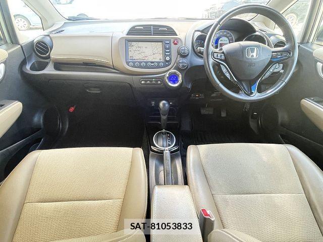 Honda FIT SHUTTLE HYBRID 2012-03 8207526-1
