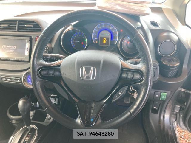 Honda FIT SHUTTLE HYBRID 2014-03 8245212-10