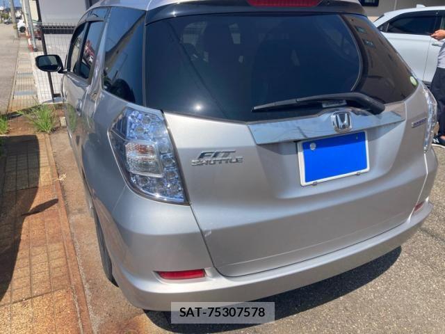 Honda FIT SHUTTLE HYBRID 2011-10 8335850-1