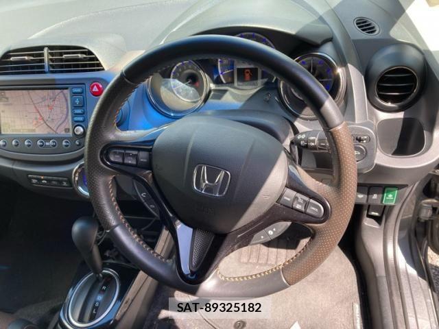Honda FIT SHUTTLE HYBRID 2012-03 8412472-17