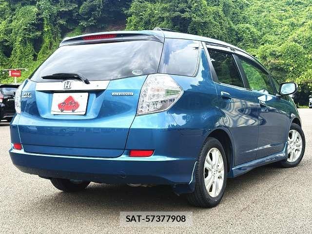 Honda FIT SHUTTLE HYBRID 2012-01 8412455-2