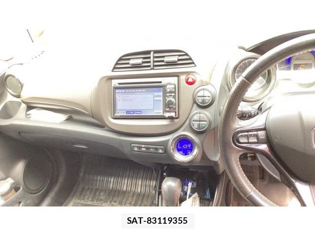 Honda FIT SHUTTLE HYBRID 2013-10 8412468-9