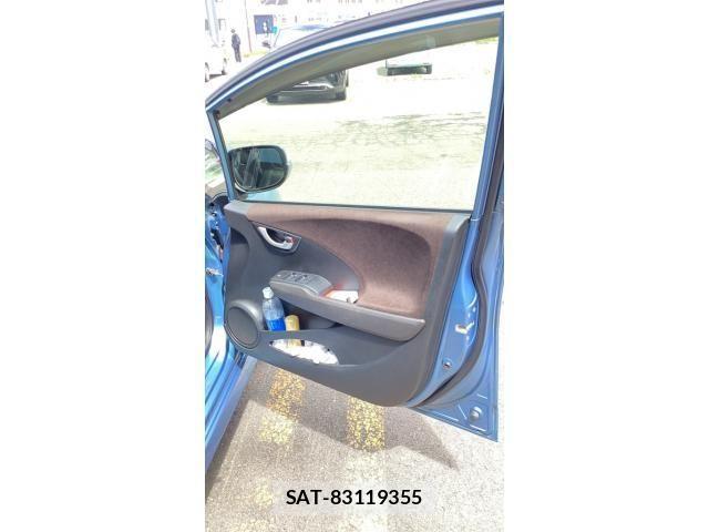 Honda FIT SHUTTLE HYBRID 2013-10 8412468-10