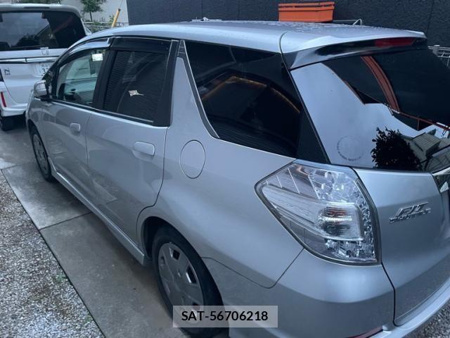 Honda FIT SHUTTLE HYBRID 2011-09 8412471-2