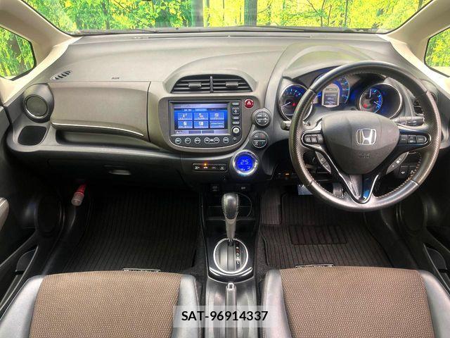 Honda FIT SHUTTLE HYBRID 2011-09 8457489-1