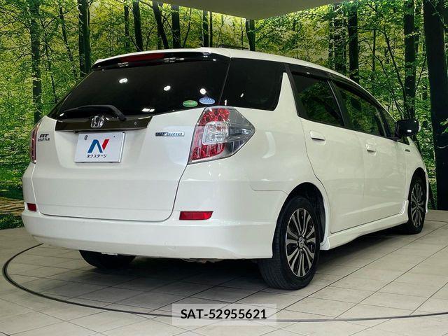 Honda FIT SHUTTLE HYBRID 2014-07 8457490-16
