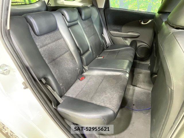 Honda FIT SHUTTLE HYBRID 2014-07 8457490-8