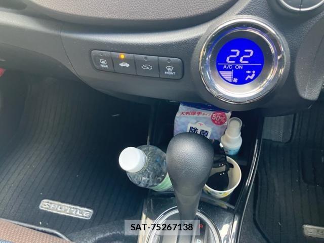 Honda FIT SHUTTLE HYBRID 2011-10 8524887-11