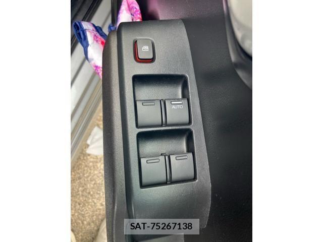 Honda FIT SHUTTLE HYBRID 2011-10 8524887-8