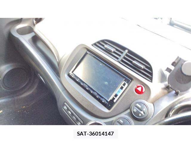 Honda FIT SHUTTLE HYBRID 2013-11 8524889-12