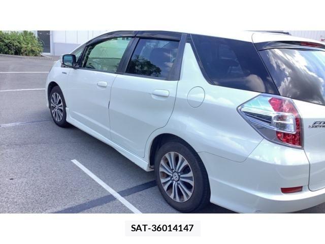 Honda FIT SHUTTLE HYBRID 2013-11 8524889-2