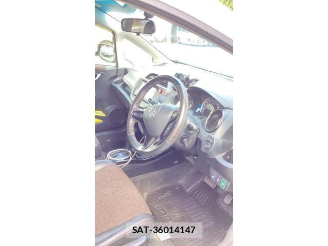 Honda FIT SHUTTLE HYBRID 2013-11 8524889-6