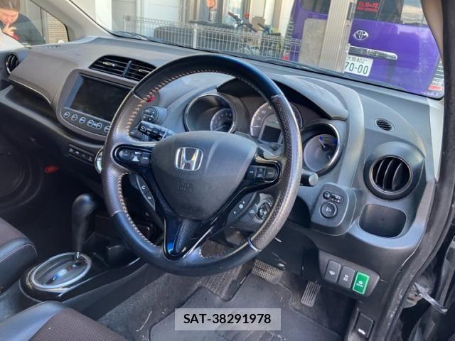 Honda FIT SHUTTLE HYBRID 2011-10 8561928-10