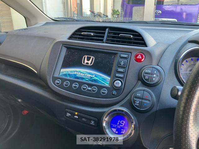 Honda FIT SHUTTLE HYBRID 2011-10 8561928-16