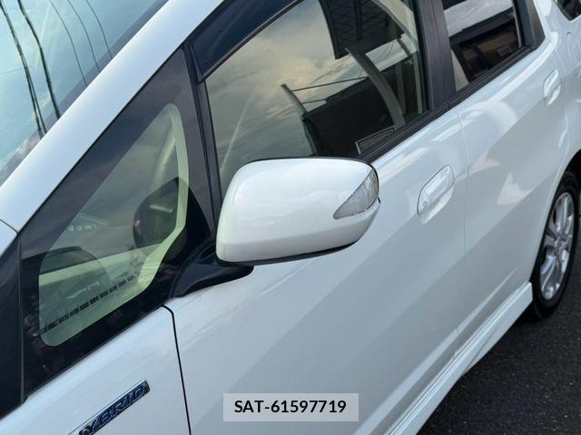 Honda FIT SHUTTLE HYBRID 2013-06 8561930-21