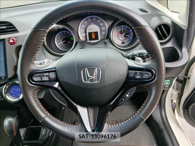 Honda FIT SHUTTLE HYBRID 2014-03 8626800-11