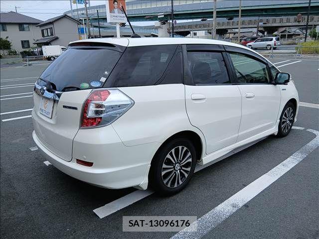 Honda FIT SHUTTLE HYBRID 2014-03 8626800-18