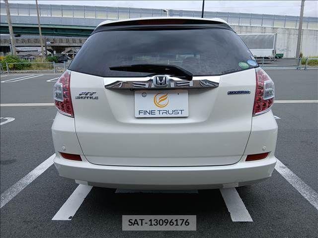 Honda FIT SHUTTLE HYBRID 2014-03 8626800-19