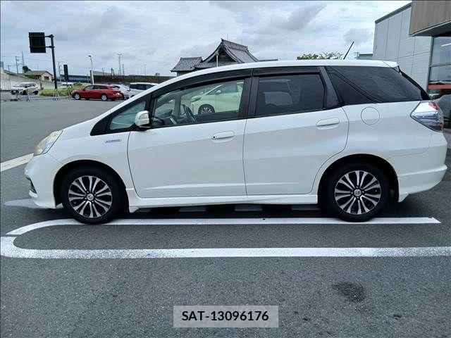 Honda FIT SHUTTLE HYBRID 2014-03 8626800-21