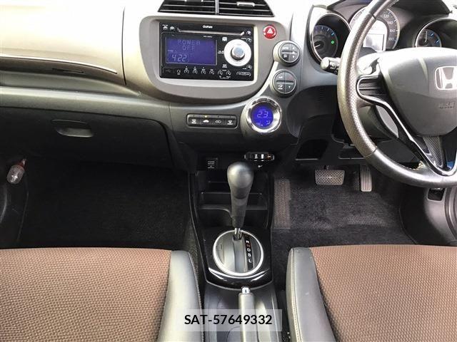 Honda FIT SHUTTLE HYBRID 2012-04 8626804-17