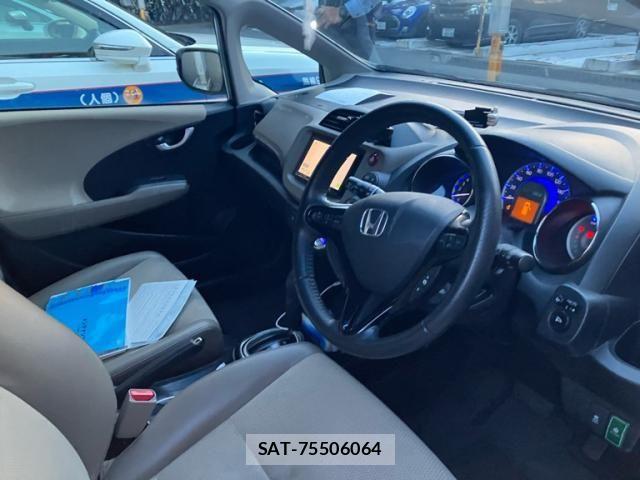 Honda FIT SHUTTLE HYBRID 2012-04 8659124-13