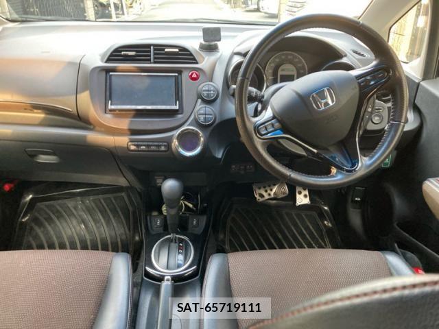 Honda FIT SHUTTLE HYBRID 2013-06 8659117-12