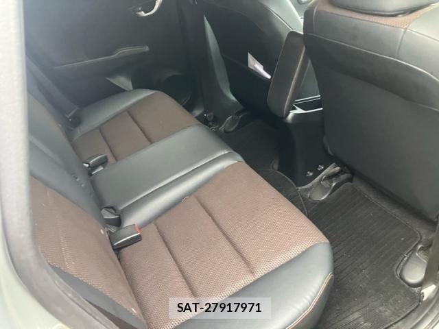 Honda FIT SHUTTLE HYBRID 2011-09 8666149-18