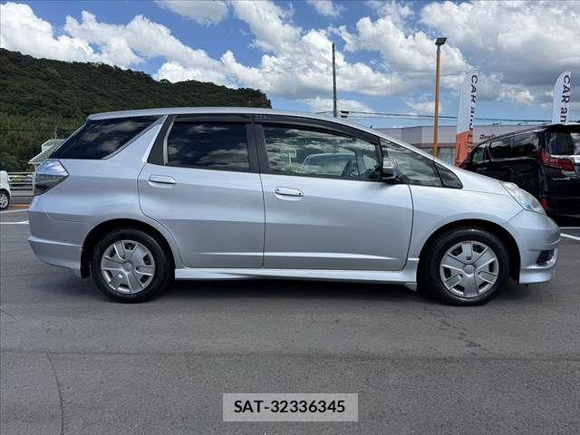 Honda FIT SHUTTLE HYBRID 2012-04 8685566-11