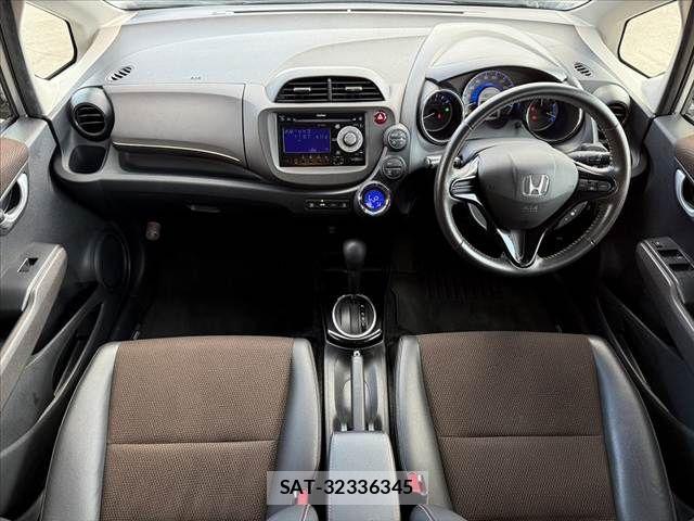 Honda FIT SHUTTLE HYBRID 2012-04 8685566-1