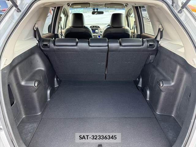 Honda FIT SHUTTLE HYBRID 2012-04 8685566-19