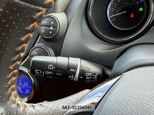 Honda FIT SHUTTLE HYBRID 2012-04 8685566-21