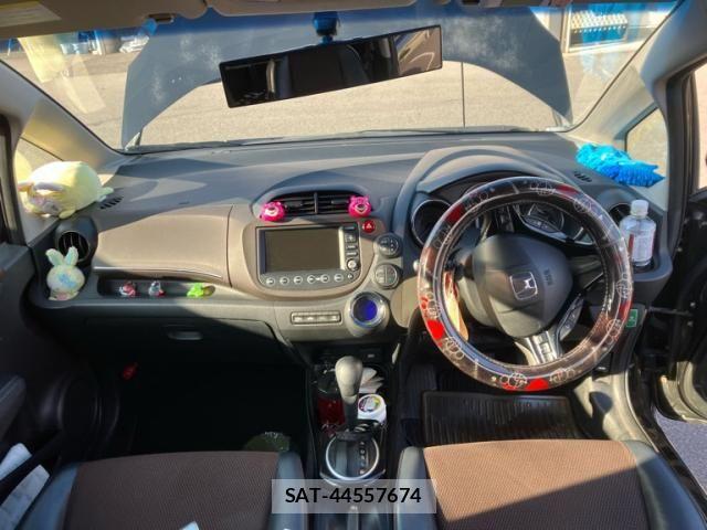 Honda FIT SHUTTLE HYBRID 2011-11 8685565-13