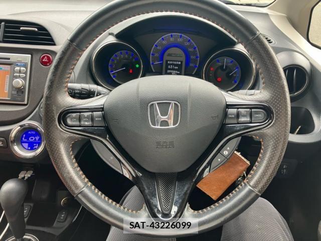 Honda FIT SHUTTLE HYBRID 2013-02 8742172-21